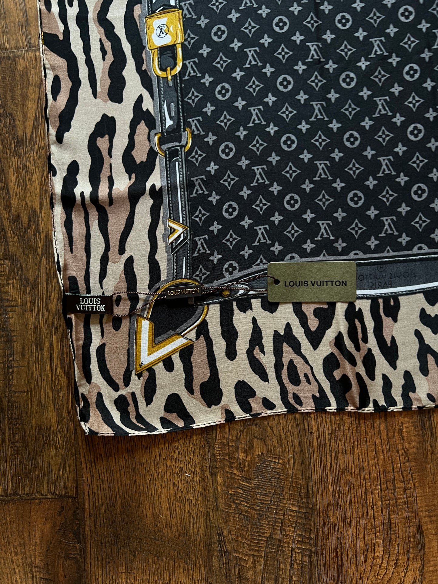 Vintage Louis Vuitton Long Soie Silk Scarf - Y2K Stephen Sprouse Cheetah Monogram Print