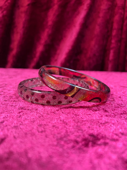 Vintage Jewelry - Bangle Bracelet Set - Y2K Silver Glitter Lucite - Polka Dot and Maroon Swirls