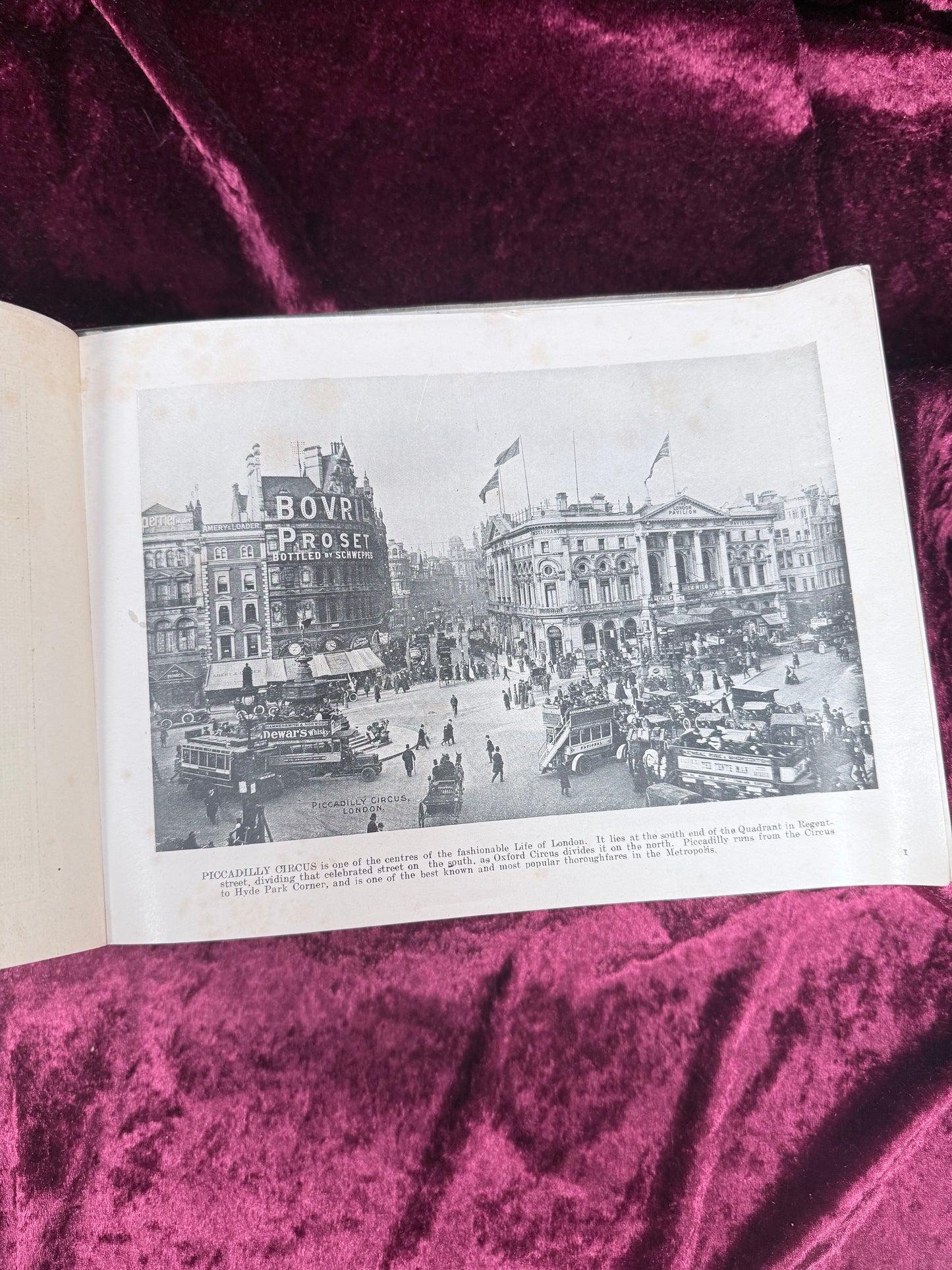 Antique Paper Souvenir Book – London Containing 101 Views by Morgan & Hoadly