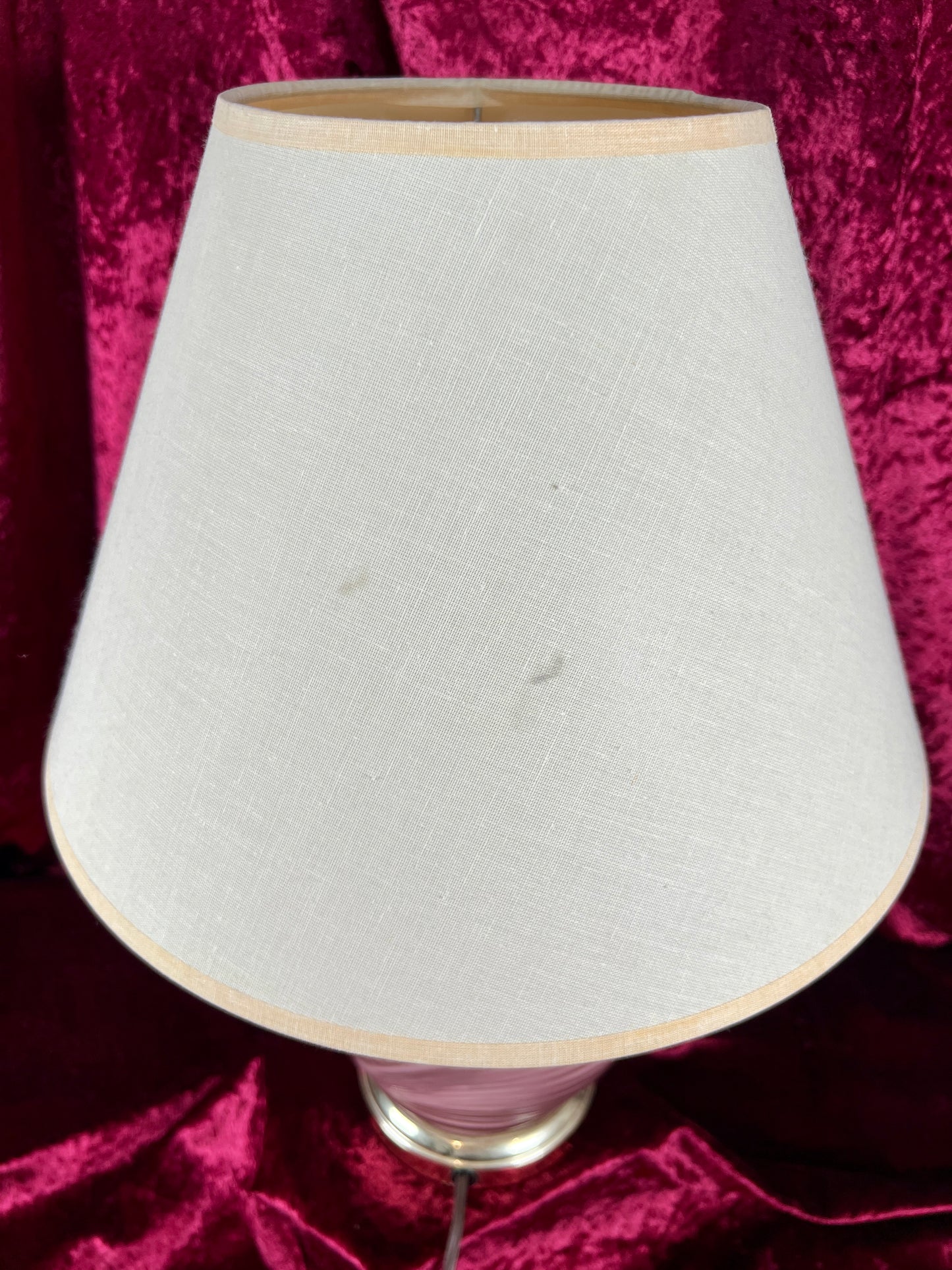 Vintage Lighting - Tabletop Lamp - 1980s Art Deco Revival - Mauve Shell