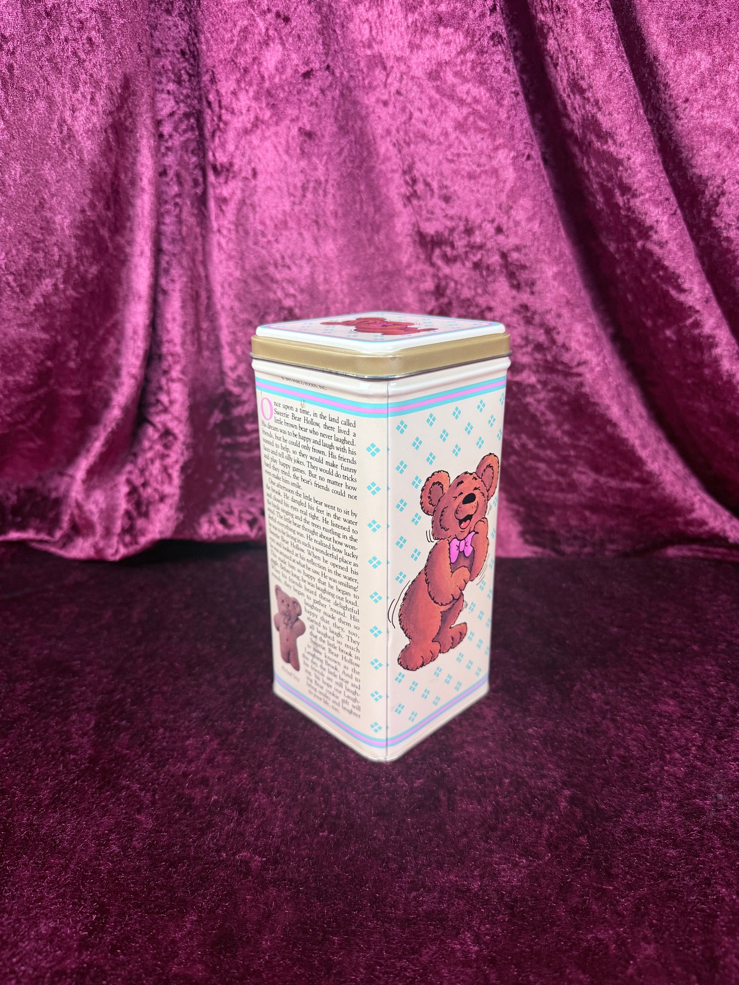 Vintage Metal Cookie Tin – Laughing Bear Cookies Made in USA