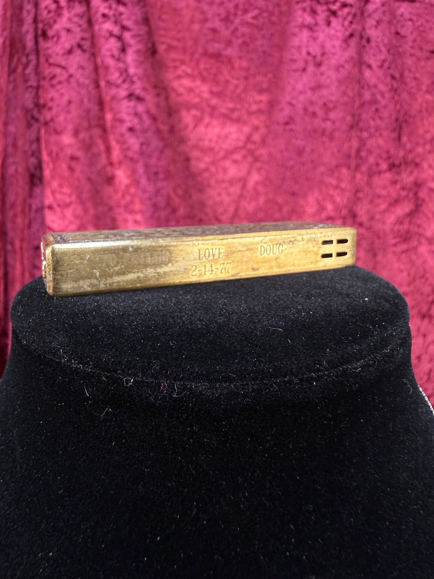 Vintage Colibri Japan Pocket Lighter – Fleur-de-Lis Engraved Brass Tone Case