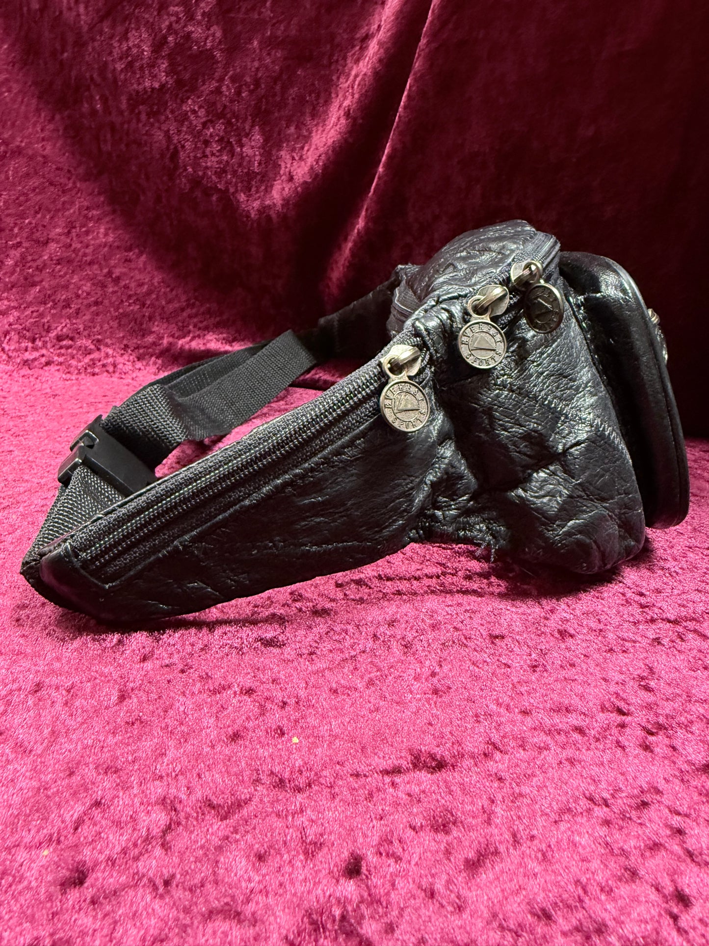 Vintage Y2K Leather Everest Waist Bag – Black Multi-Pocket Fanny Pack