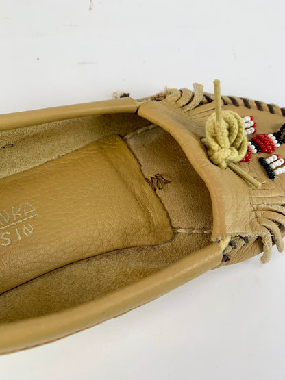 Vintage Shoes - Minnetonka Moccasin - Tan Leather - Beaded Thunderbird - 8 1/2