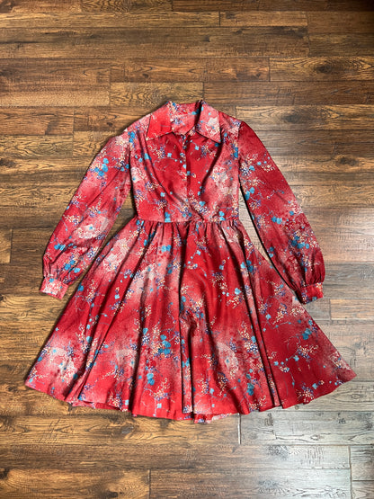 Vintage Clothing - Long Sleeve Fit and Flare Shirt Dress - Mid Century Floral Pattern on Red - Medium