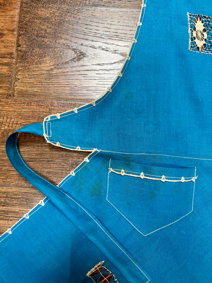 Vintage Cotton Tie Waist Pinafore Apron – Robins Egg Blue Cutwork Lace Embroidery