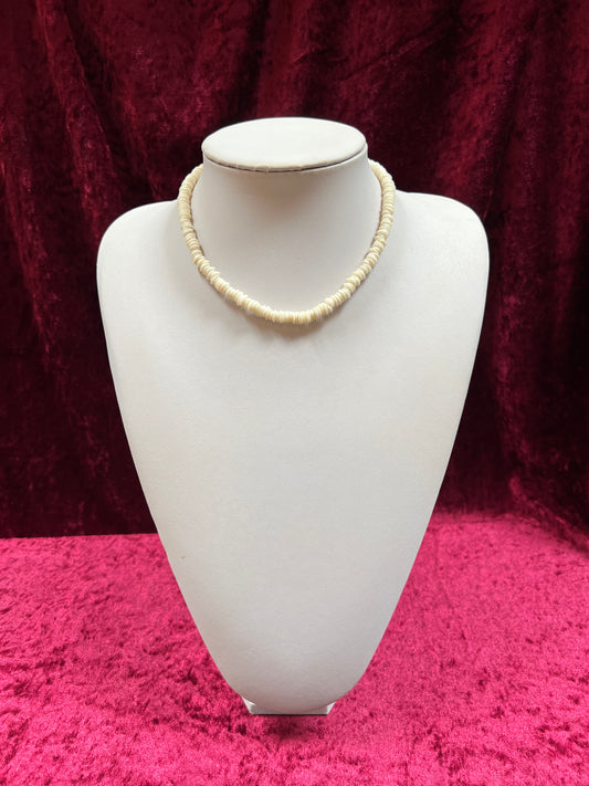 Vintage Jewelry - Choker Necklace - Simulated Puka Shell - 16”