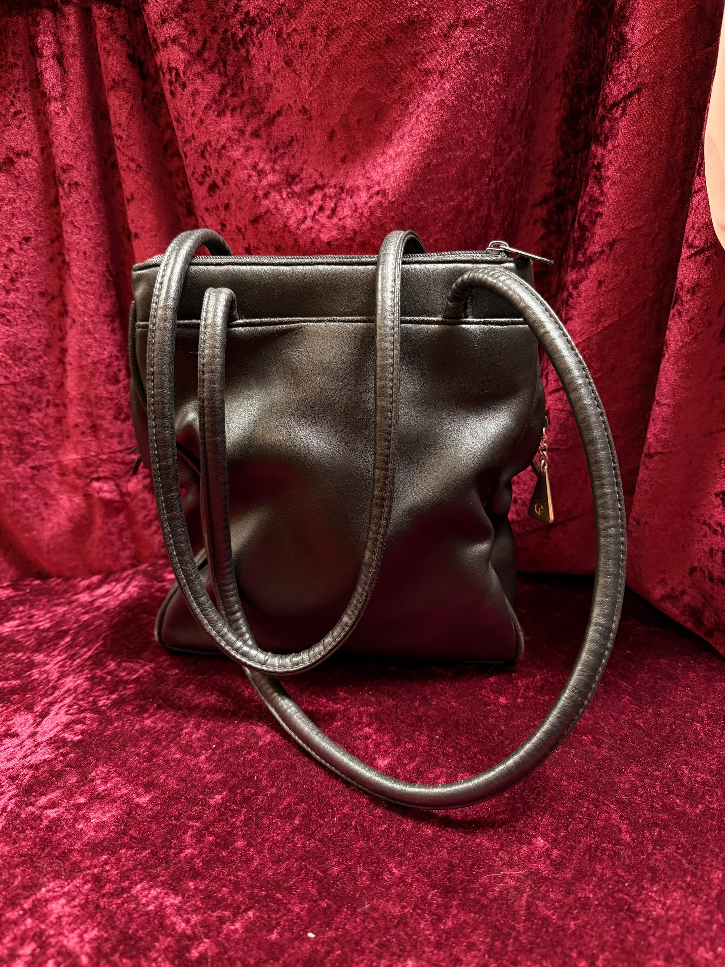 Vintage Accessories - Black Faux Leather Shoulder Bag with Gold Details
