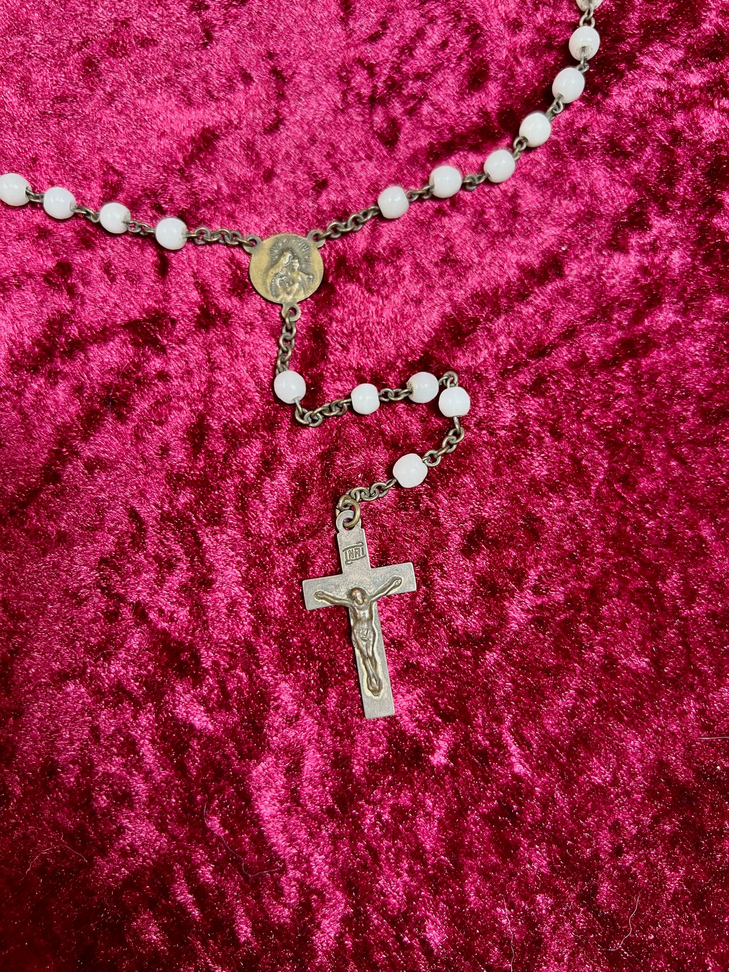 Vintage Jewelry - Italian Rosary - Shiny White Beads with Brass Tone Cross - 18"