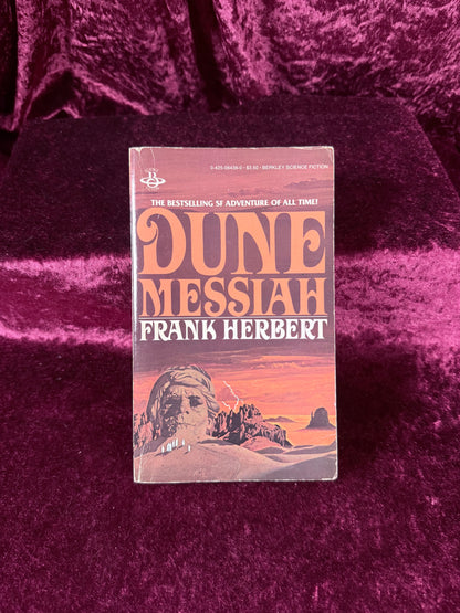 Vintage Dune Messiah by Frank Herbert Berkley Science Fiction Paperback Novel