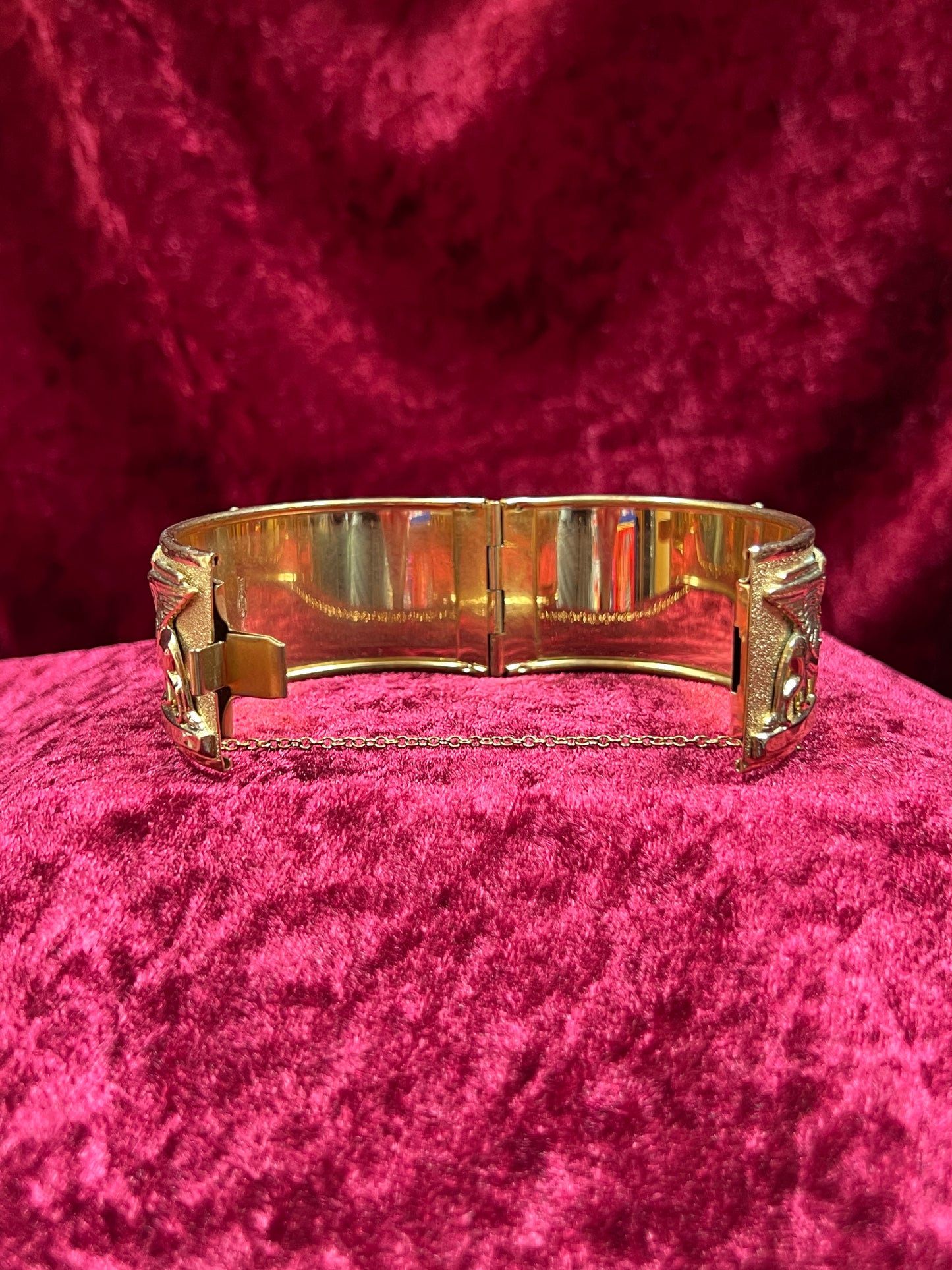 Vintage Jewelry - Chunky Cuff Bracelet - Gold Tone - Egyptian Revival - Whiting & Davis Co.