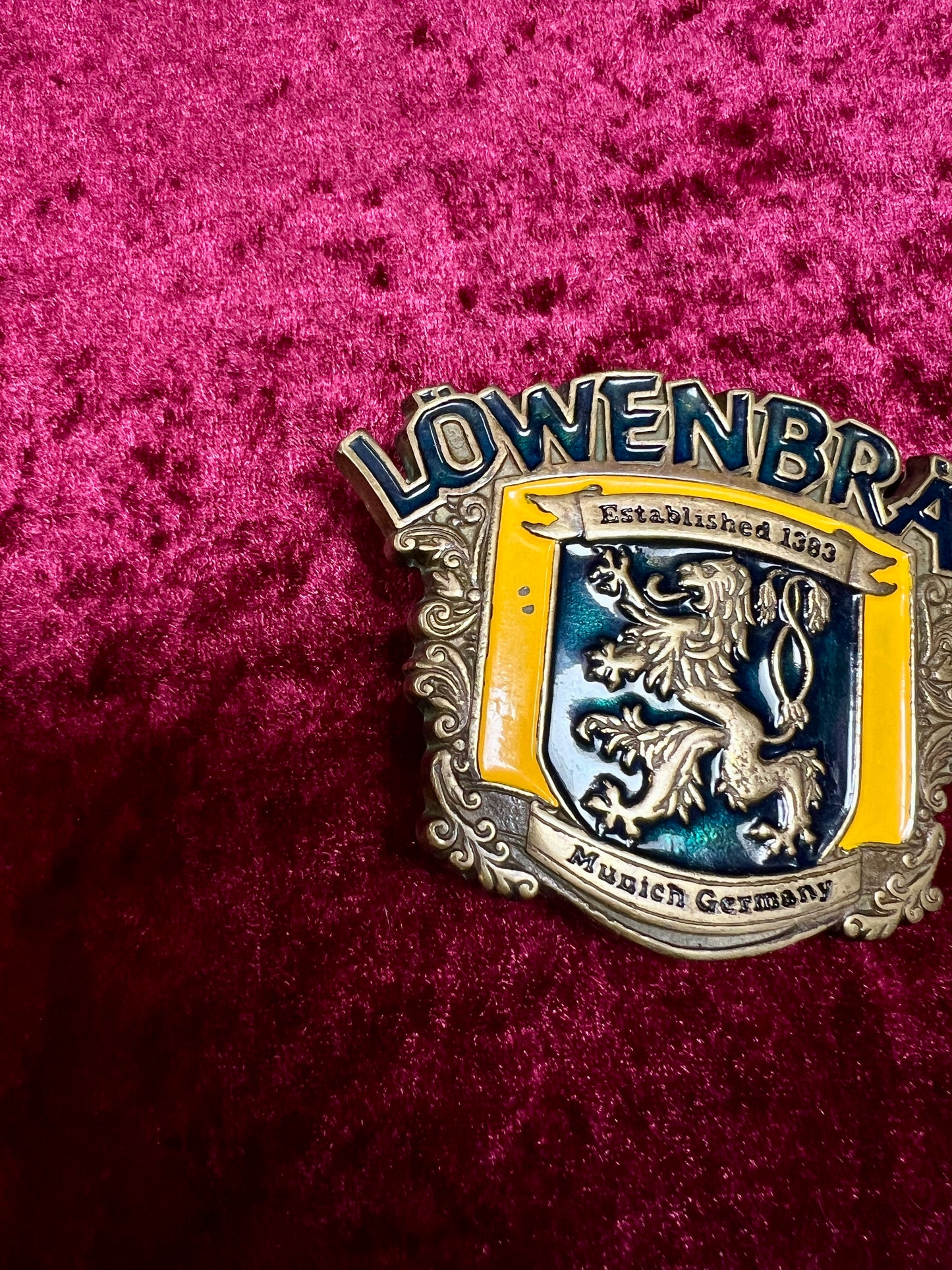 Vintage Solid Brass Belt Buckle - Löwenbräu Munich Brewery Crest - 1982 Baron Buckles