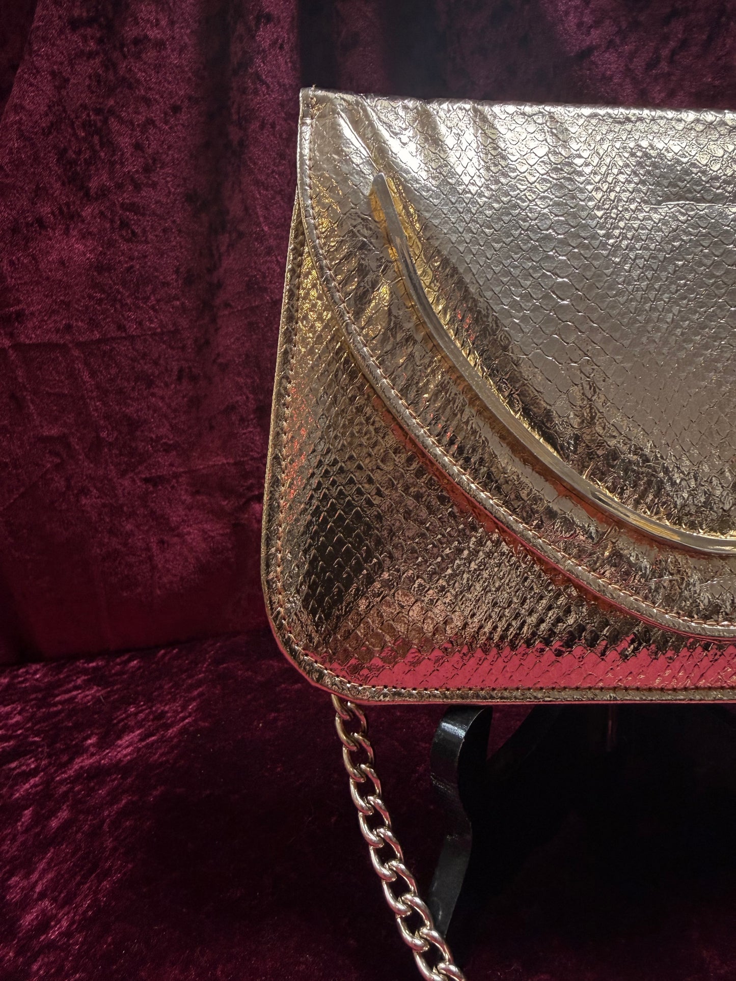 Vintage Accessories - 1980s Gold Metallic Evening Purse with Chain Shoulder Strap - Walborg