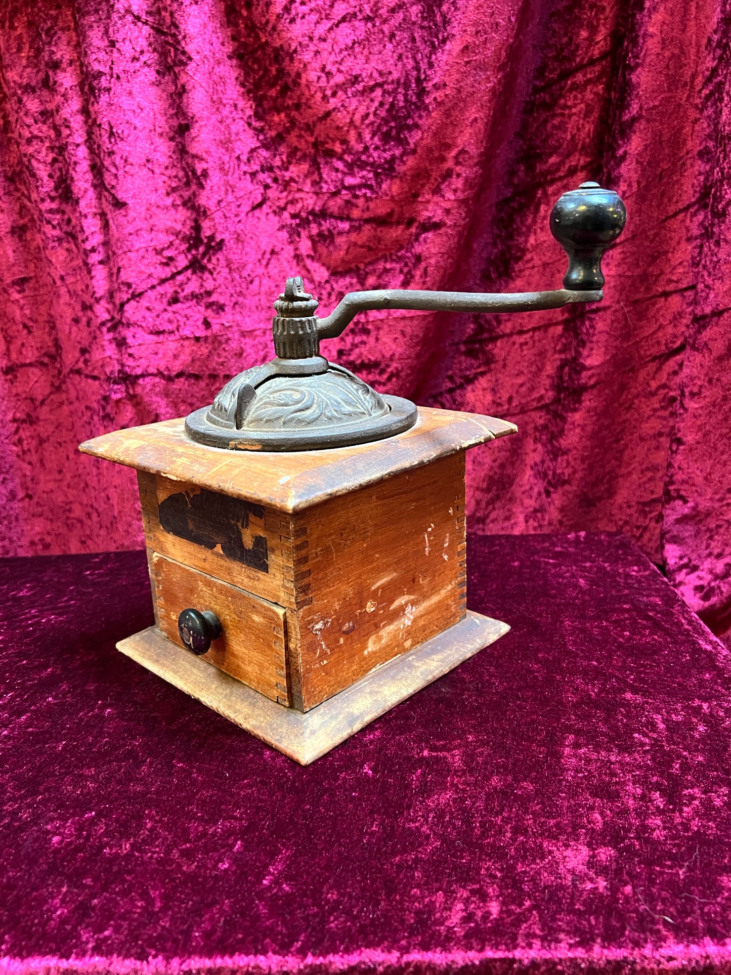 Vintage Kitchen - Antique Coffee Grinder Mill - Primitive Arcade Manufacturing