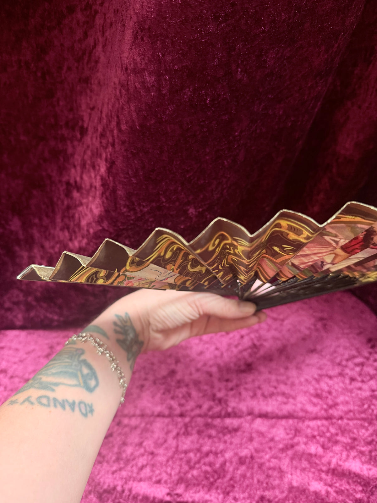 Vintage Mid Century Painted Wood Folding Fan – Double-Sided European Court Scenes