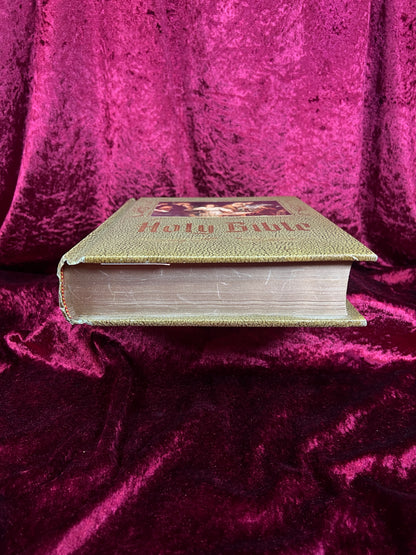 Vintage New American Holy Bible - 1974-1975 Catholic Illustrated Hardcover
