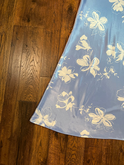 Vintage Clothing - Full Length Satin Nightgown - Baby Blue with White Floral Pattern - Medium