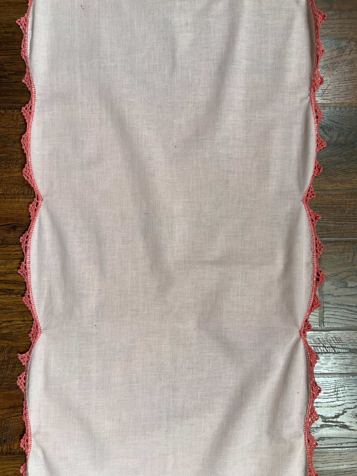 Vintage Linens - Table Runner with Lace Trim - Pink with Red Rose