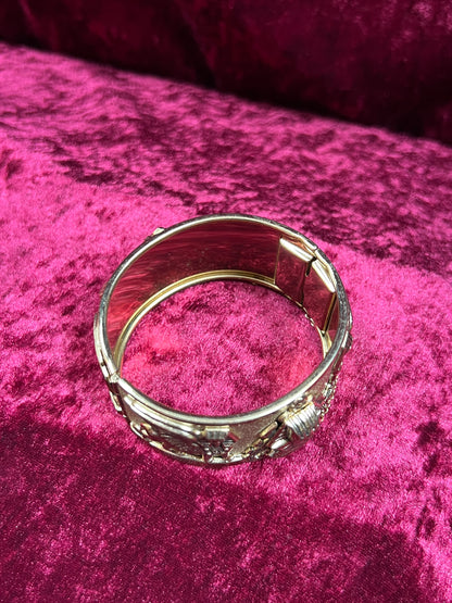 Vintage Jewelry - Chunky Cuff Bracelet - Gold Tone - Egyptian Revival - Whiting & Davis Co.