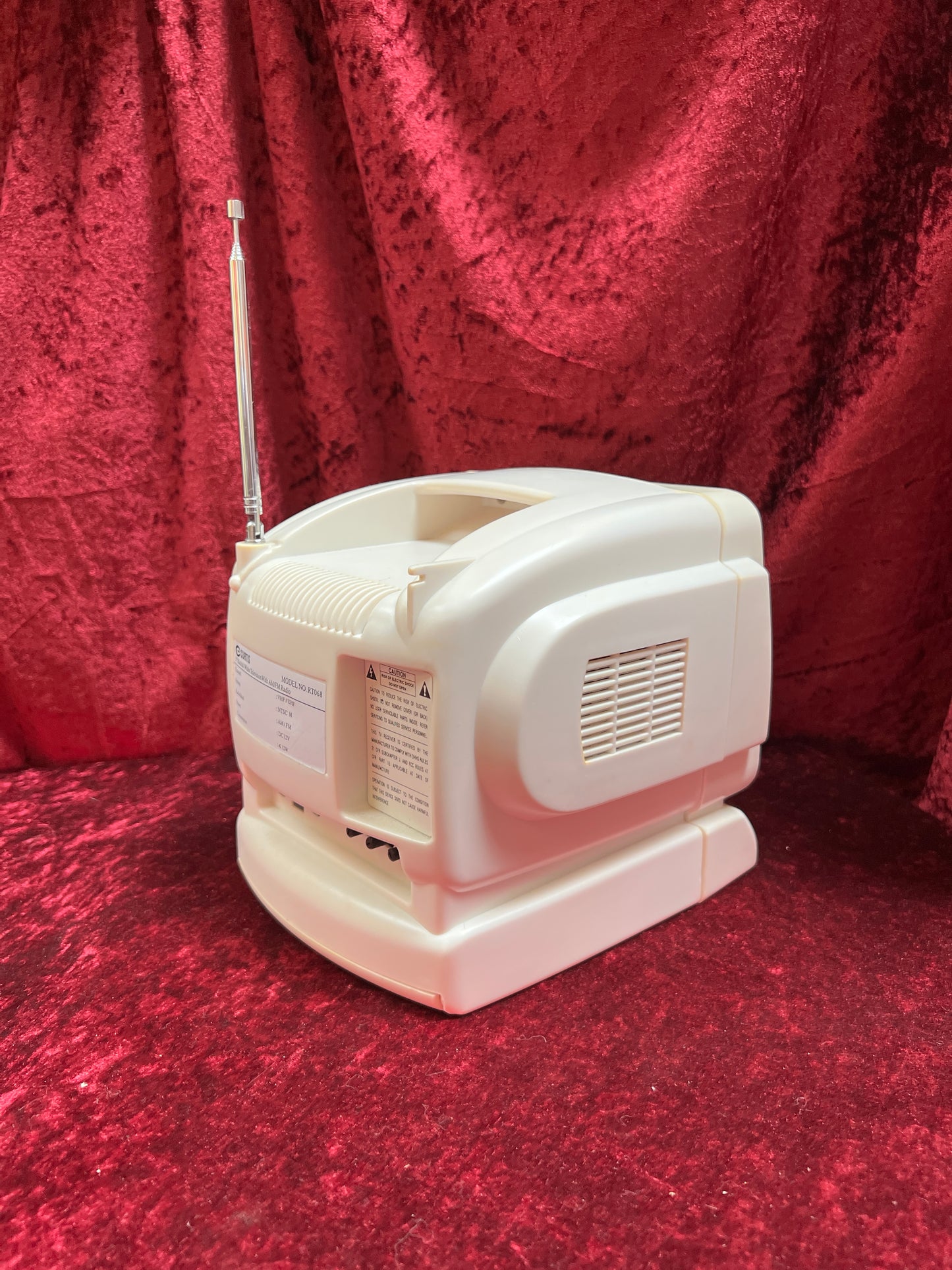 Vintage Electronics - Portable Black & White TV / Radio - 5" - Curtis