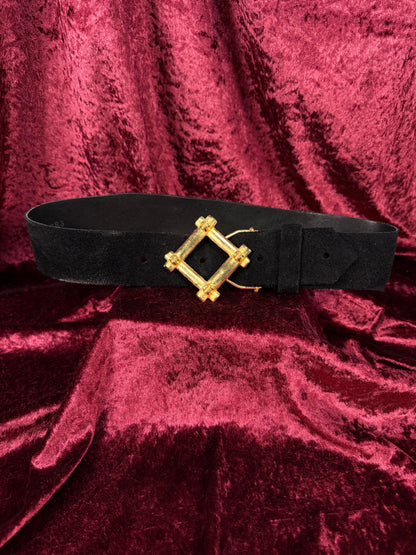 Vintage Accessories - Suede Leather Waist Belt - Black with Gold Belt Buckle - Small - Suede By Dame