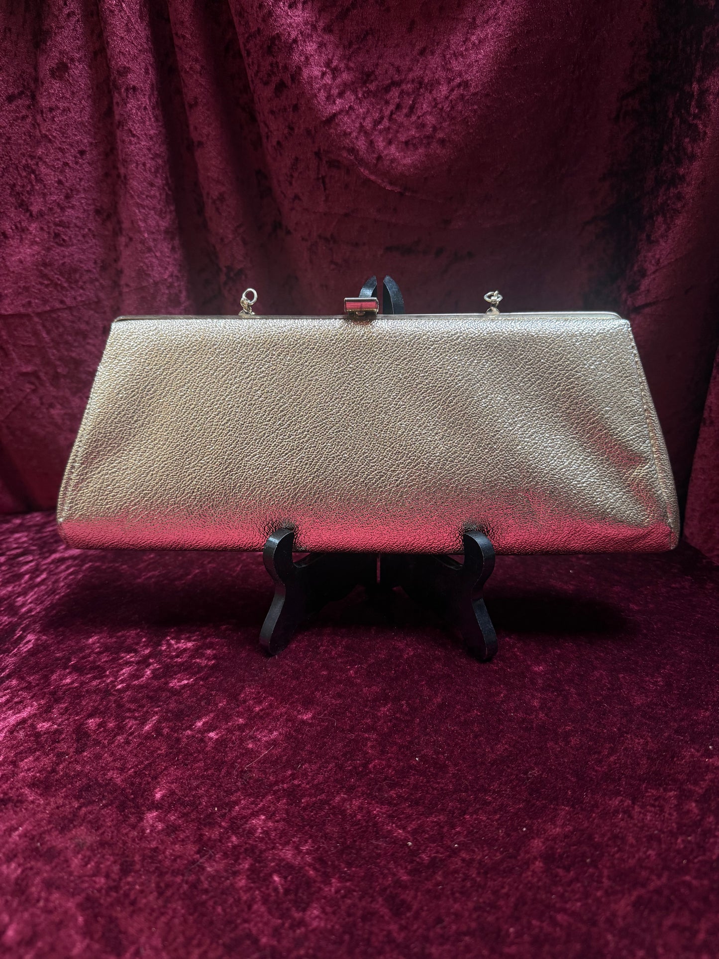 Vintage Accessories - Gold Metallic Clutch - Clasp Closure w/ Chain Strap - 1950s