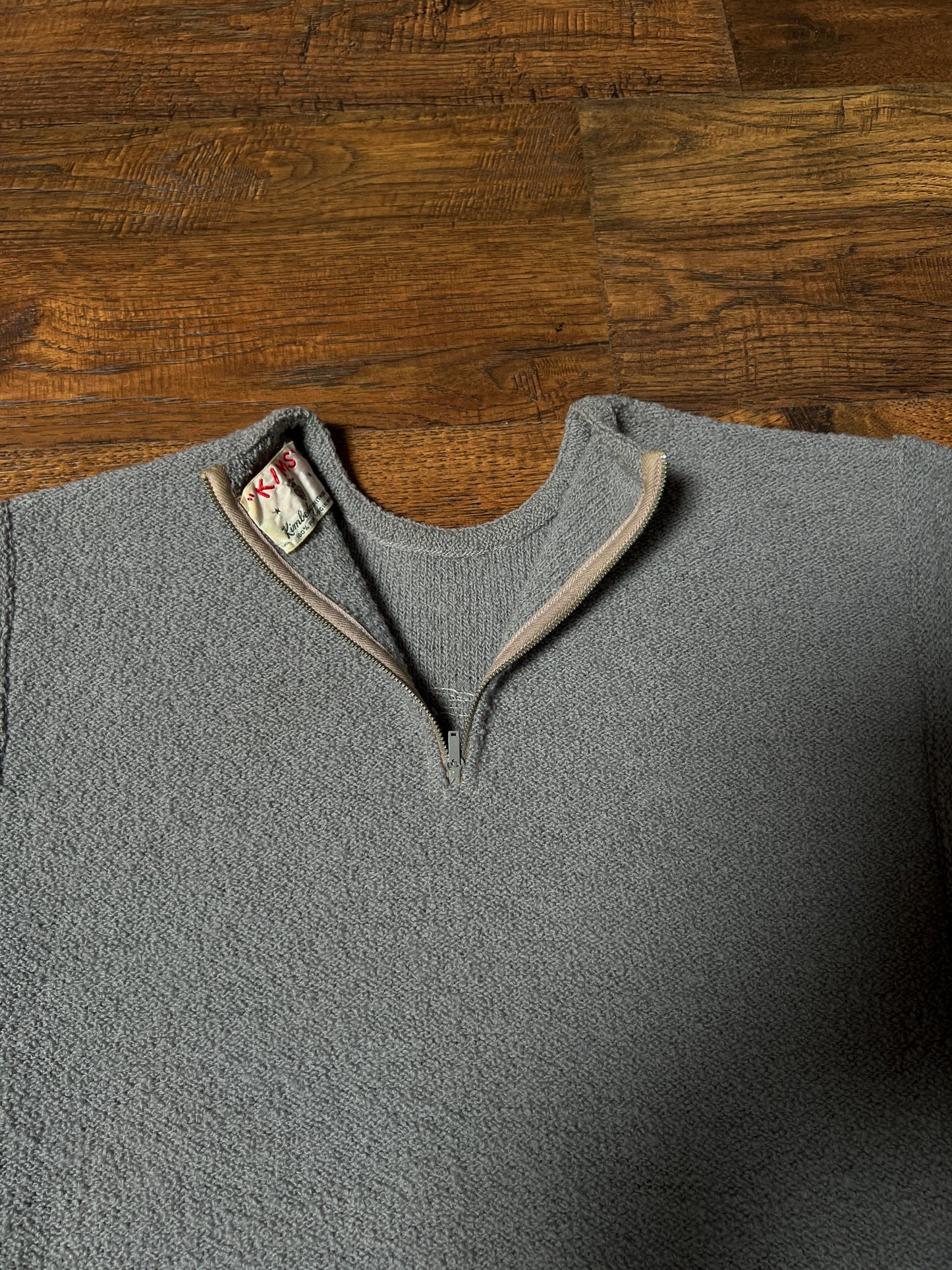 Vintage KIMS by Kimberly Knitwear Virgin Wool Sweater — Grey Bouclé Cropped Knit - Small