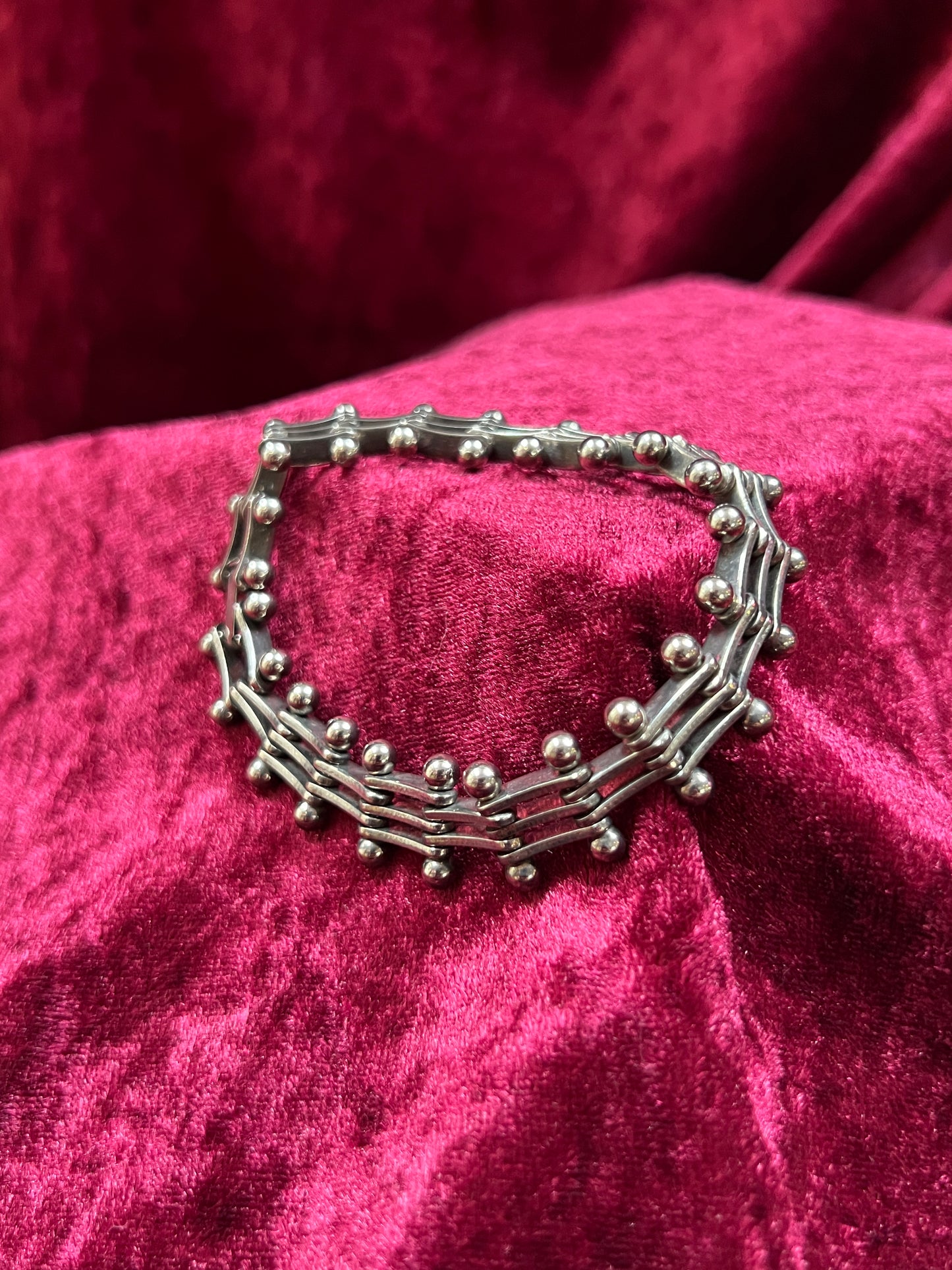 Vintage Jewelry - Bracelet - 925 Sterling Silver - Industrial Ball and Bar Link