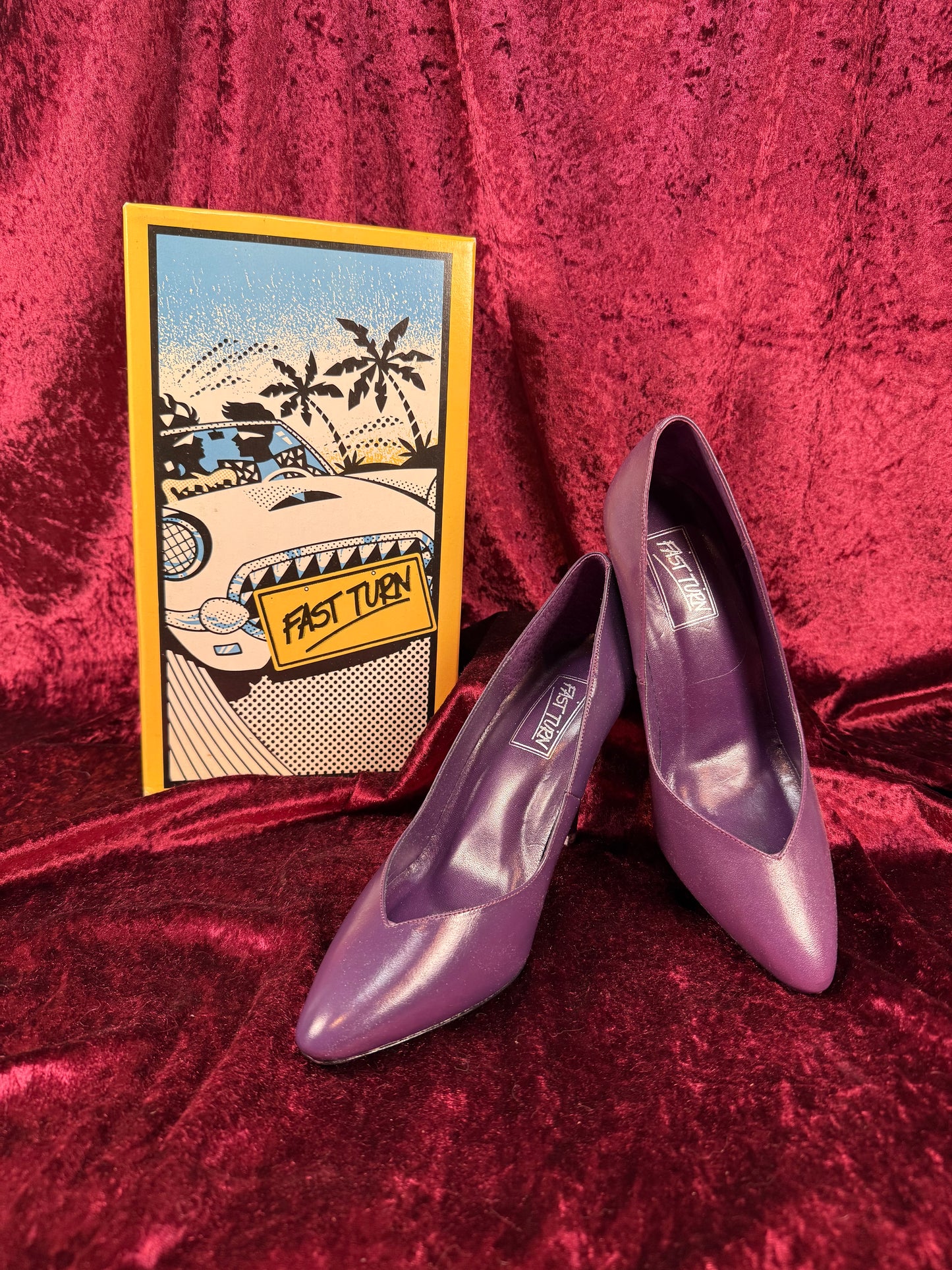 Vintage Shoes - 1990s Fast Turn Purple Pumps - Genuine Leather Made in Taiwan - Size 7.5