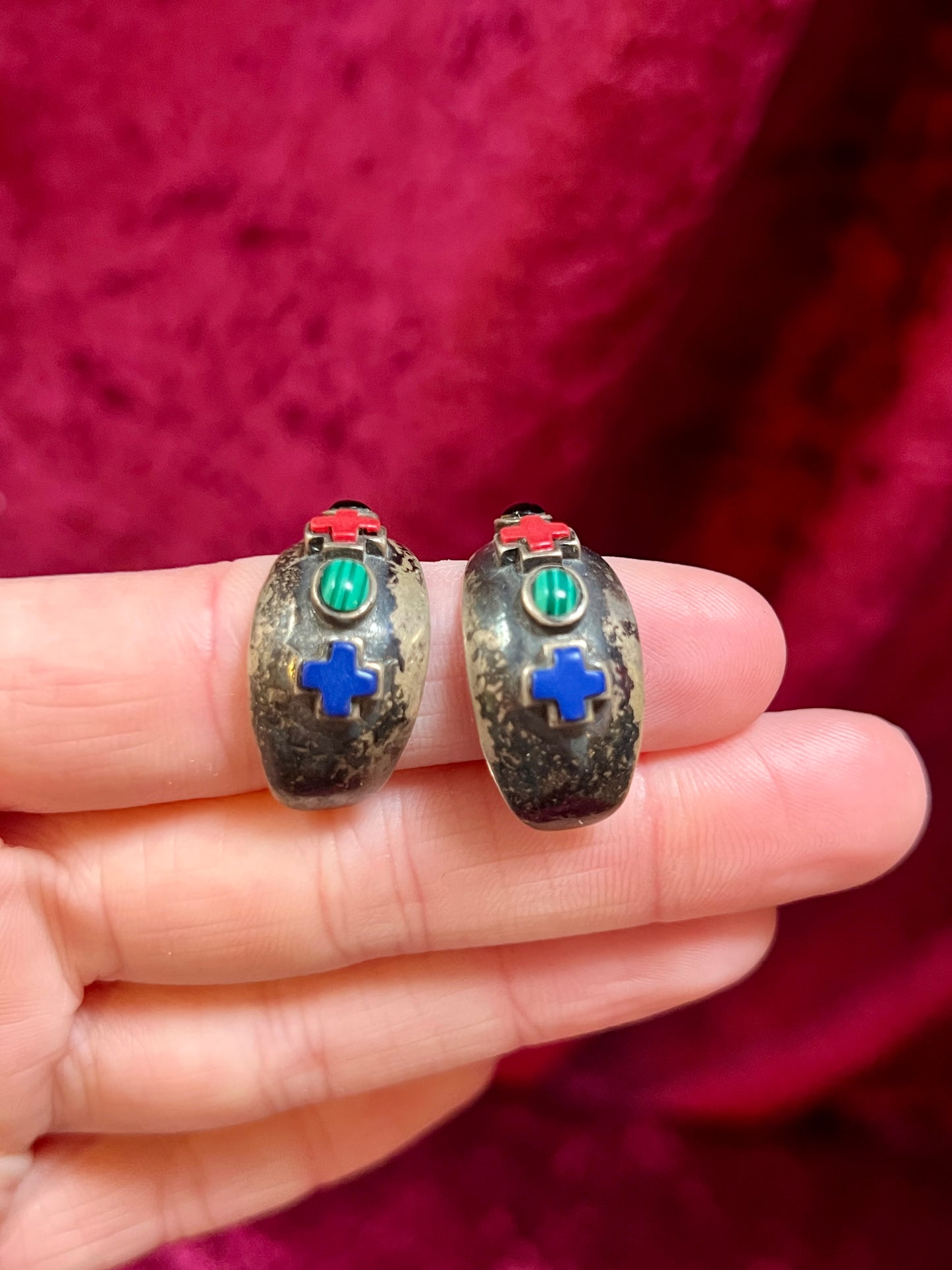 Vintage Jewelry - Half Hoop Earrings - Sterling Silver - Inlaid Stones - Signed SE