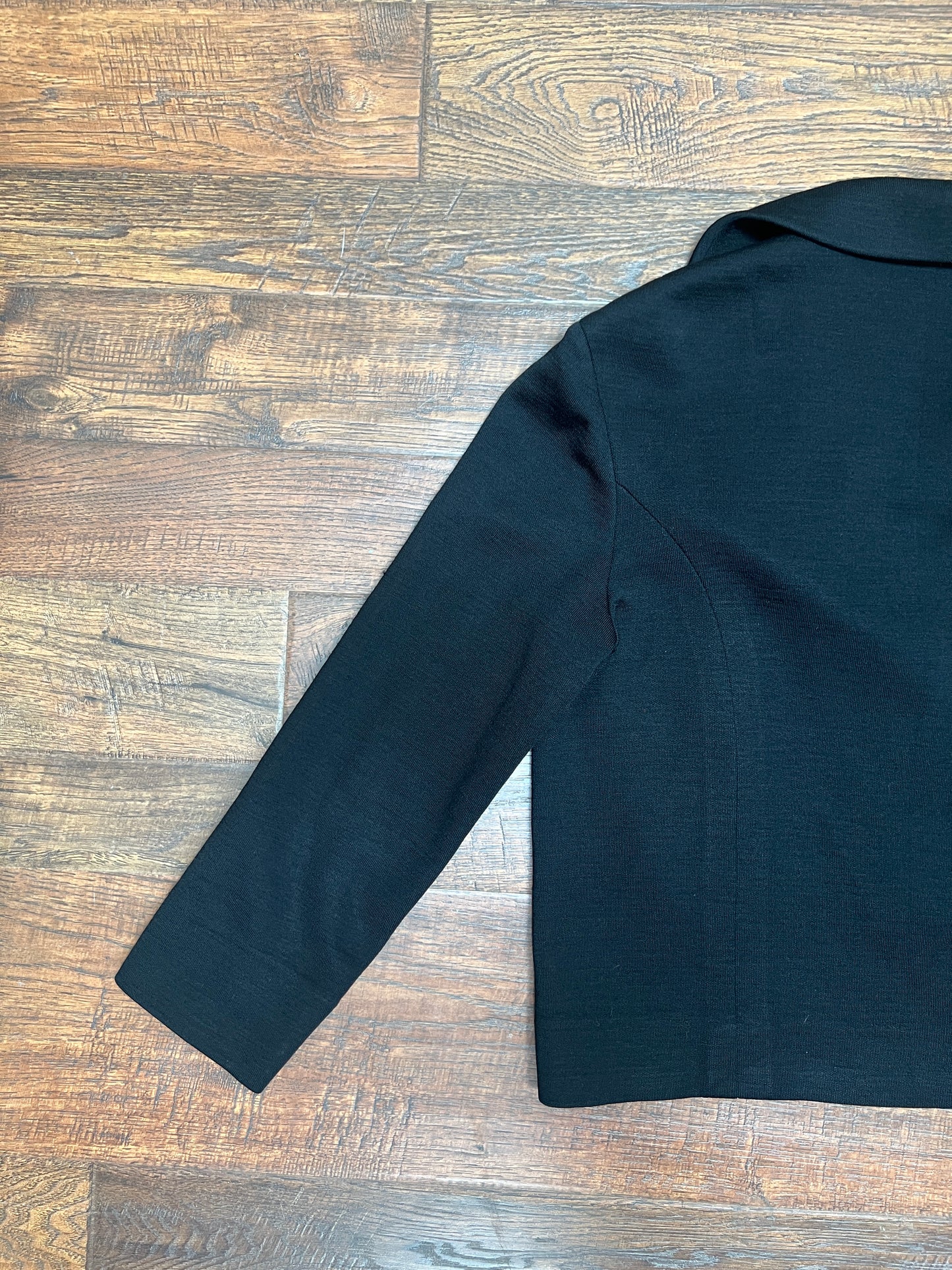 Vintage Clothing - Cropped Blazer - Black - Pure Wool - Medium - Hanro - Made In Switzerland
