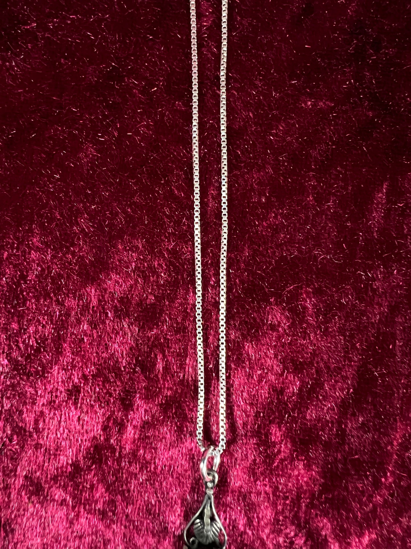 Vintage Sterling Silver Pendant Necklace - Black Onyx Openwork Drop Design