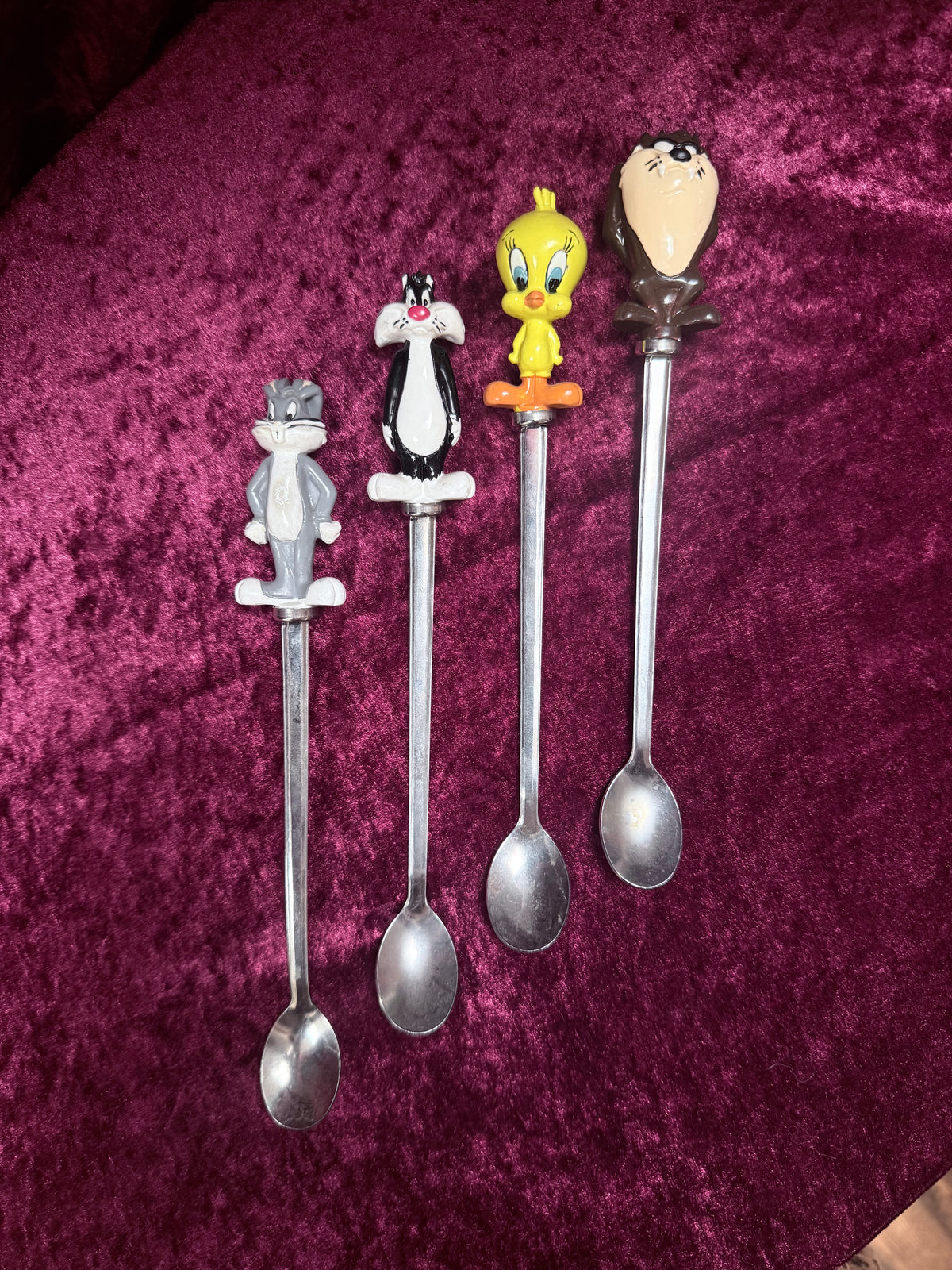 Vintage Looney Tunes Metal Spoons – Character Figural Handles, Set of 4