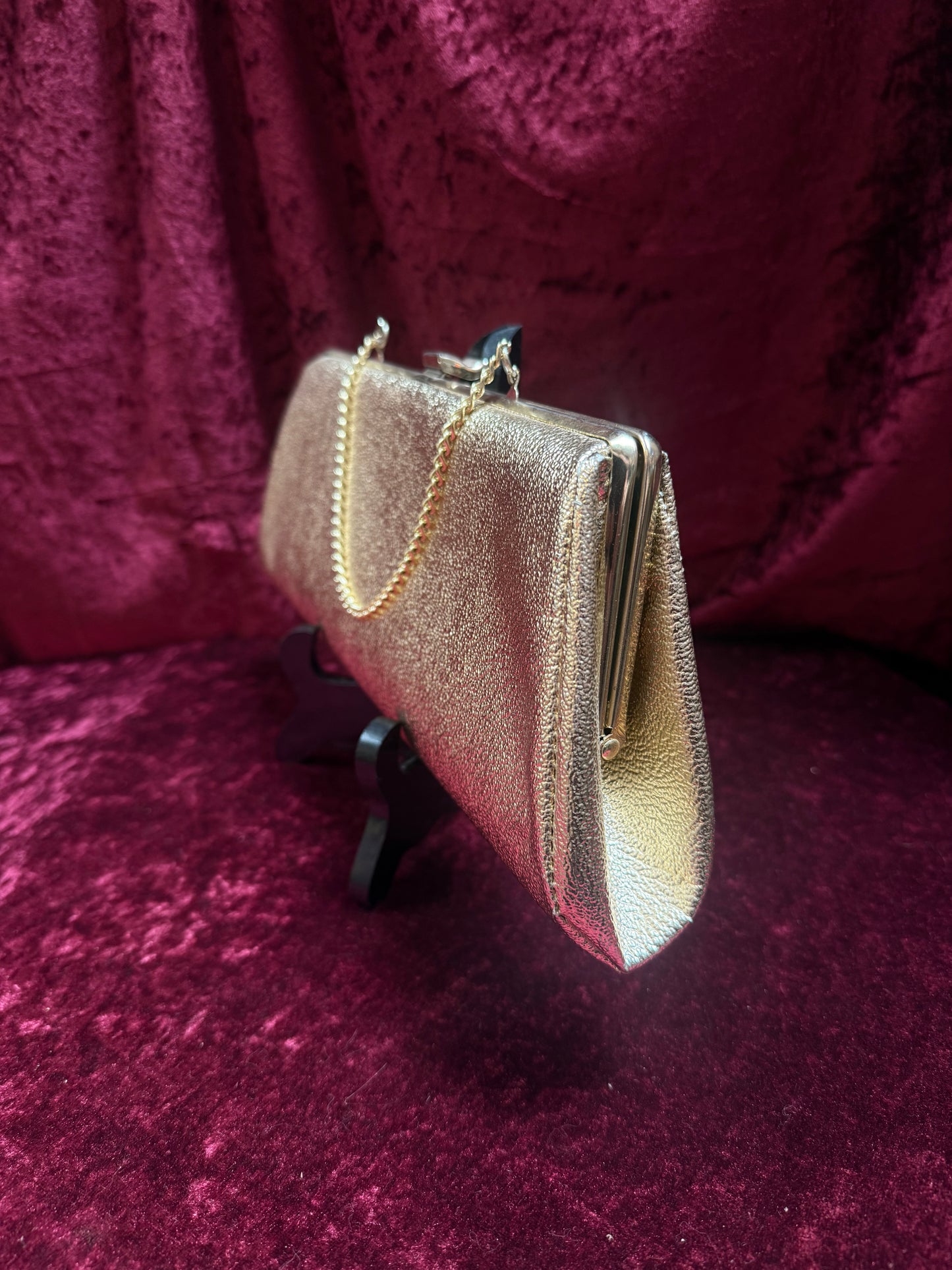 Vintage Accessories - Gold Metallic Clutch - Clasp Closure w/ Chain Strap - 1950s