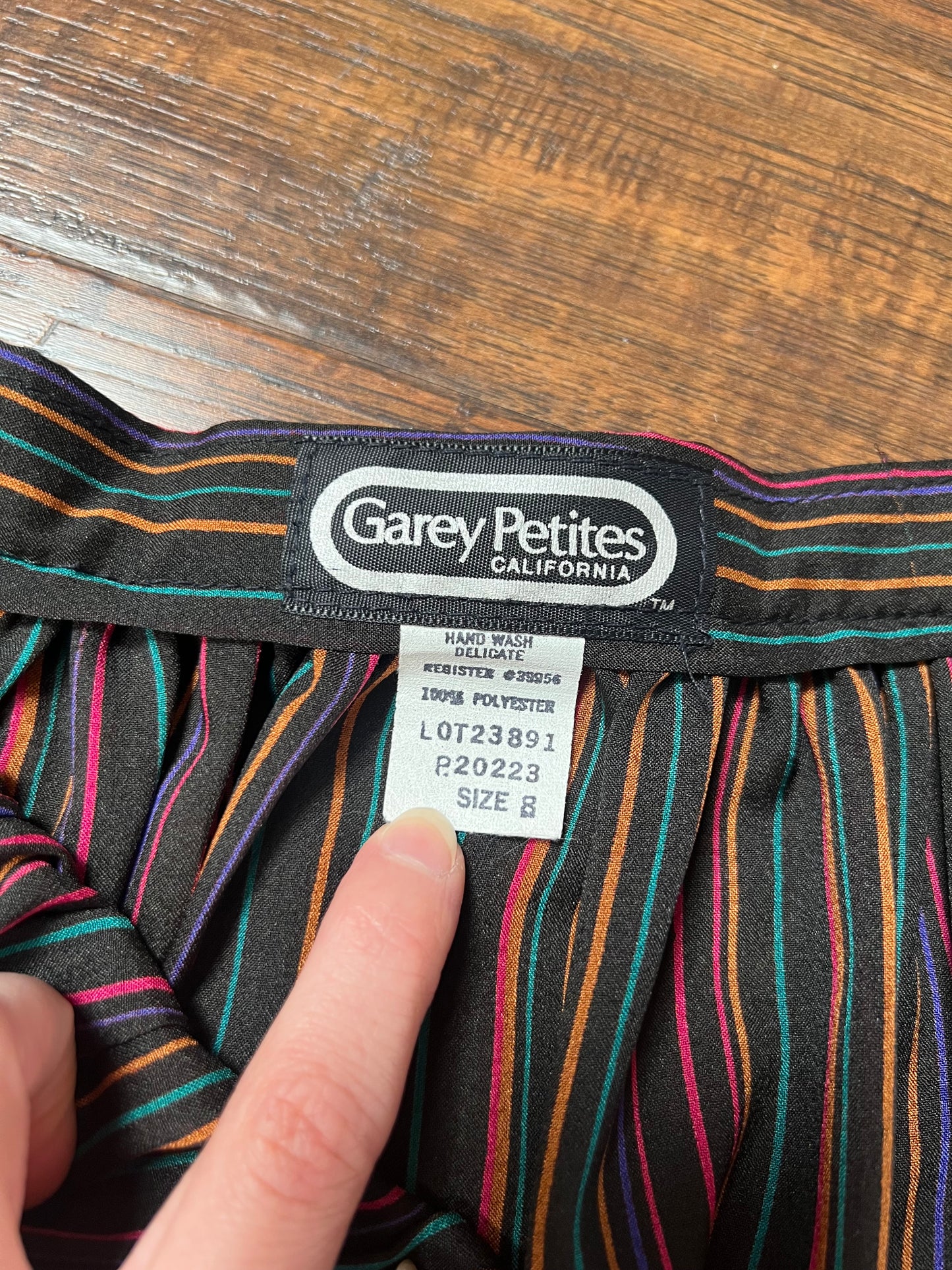 Vintage Clothing - Semi-Sheer Circle Skirt - Horizontal Stripes - Medium - Garey Petites California
