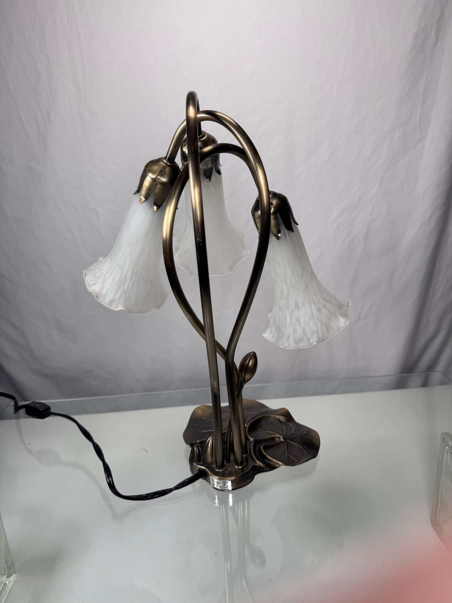 Vintage Lighting - Brass Gooseneck Lamp - Triple Headed Lily Pad - Made In China