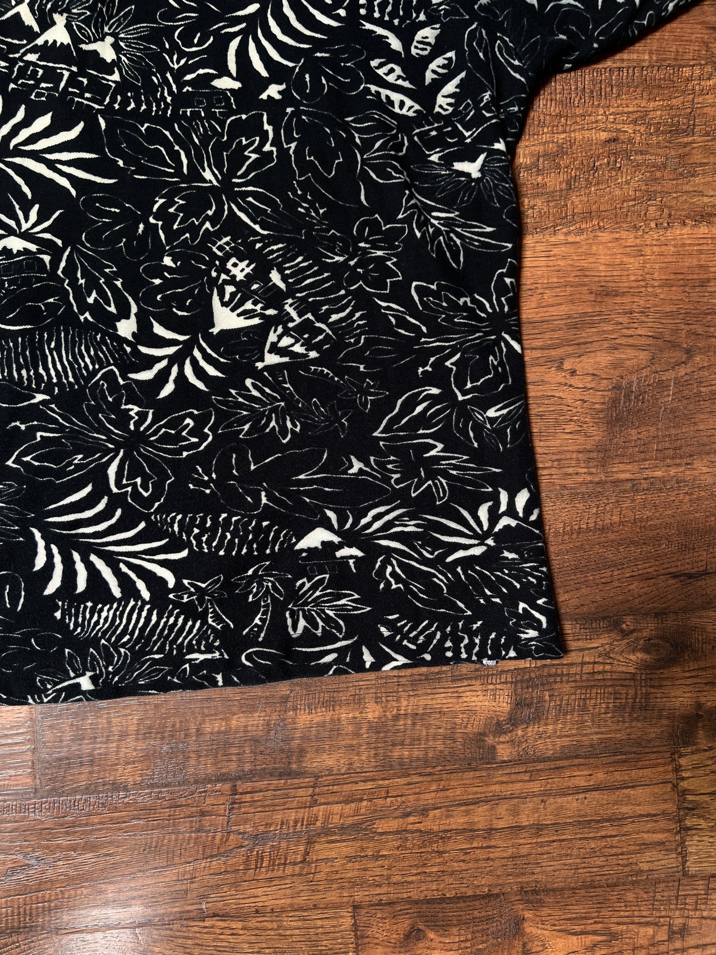 Vintage 1990s Chaps Ralph Lauren Cotton Polo Shirt – Black Tropical Print – X-Large