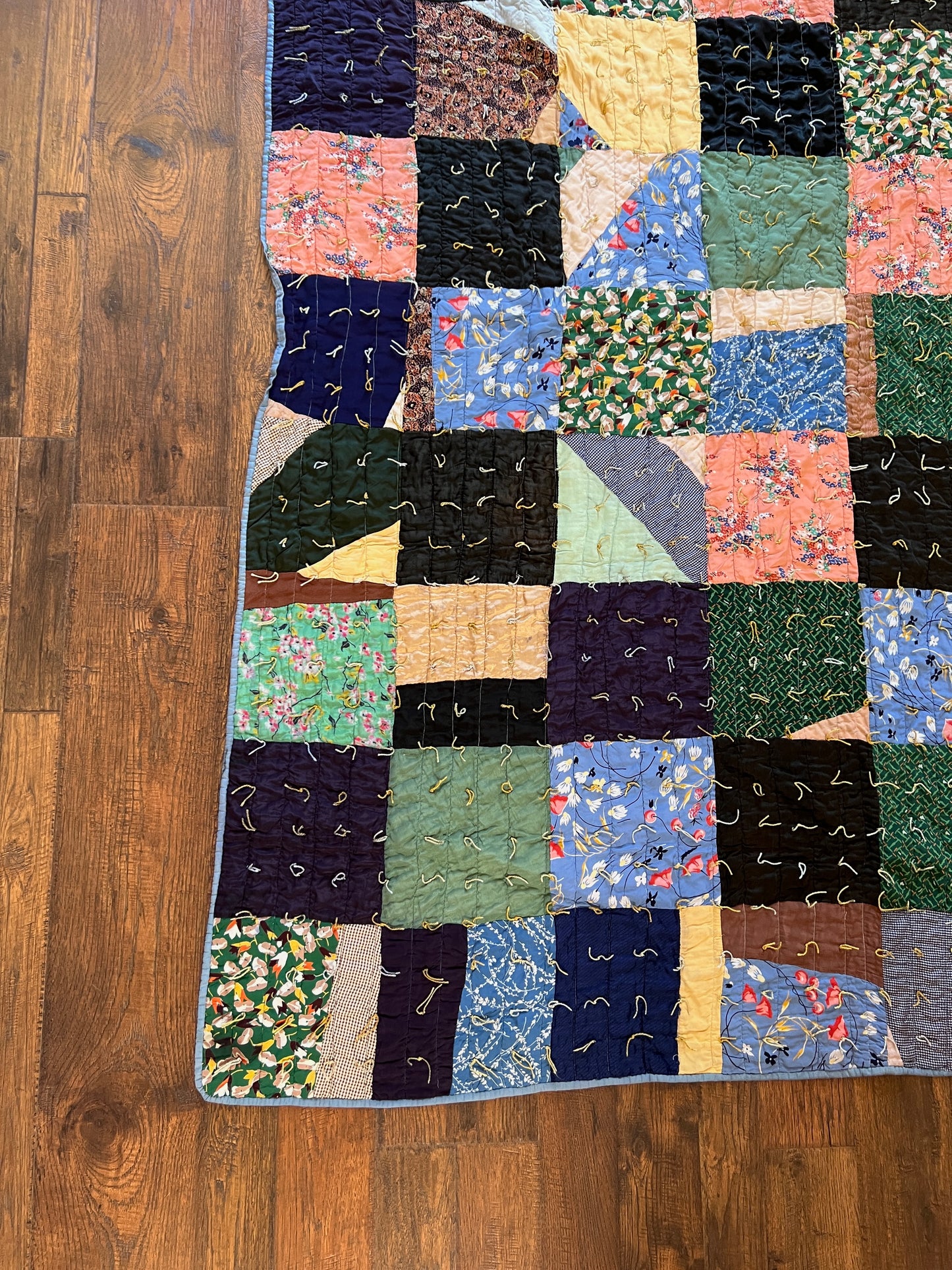 Vintage Linens - Cotton Quilt – Hand Stitched Patchwork Cottage Style