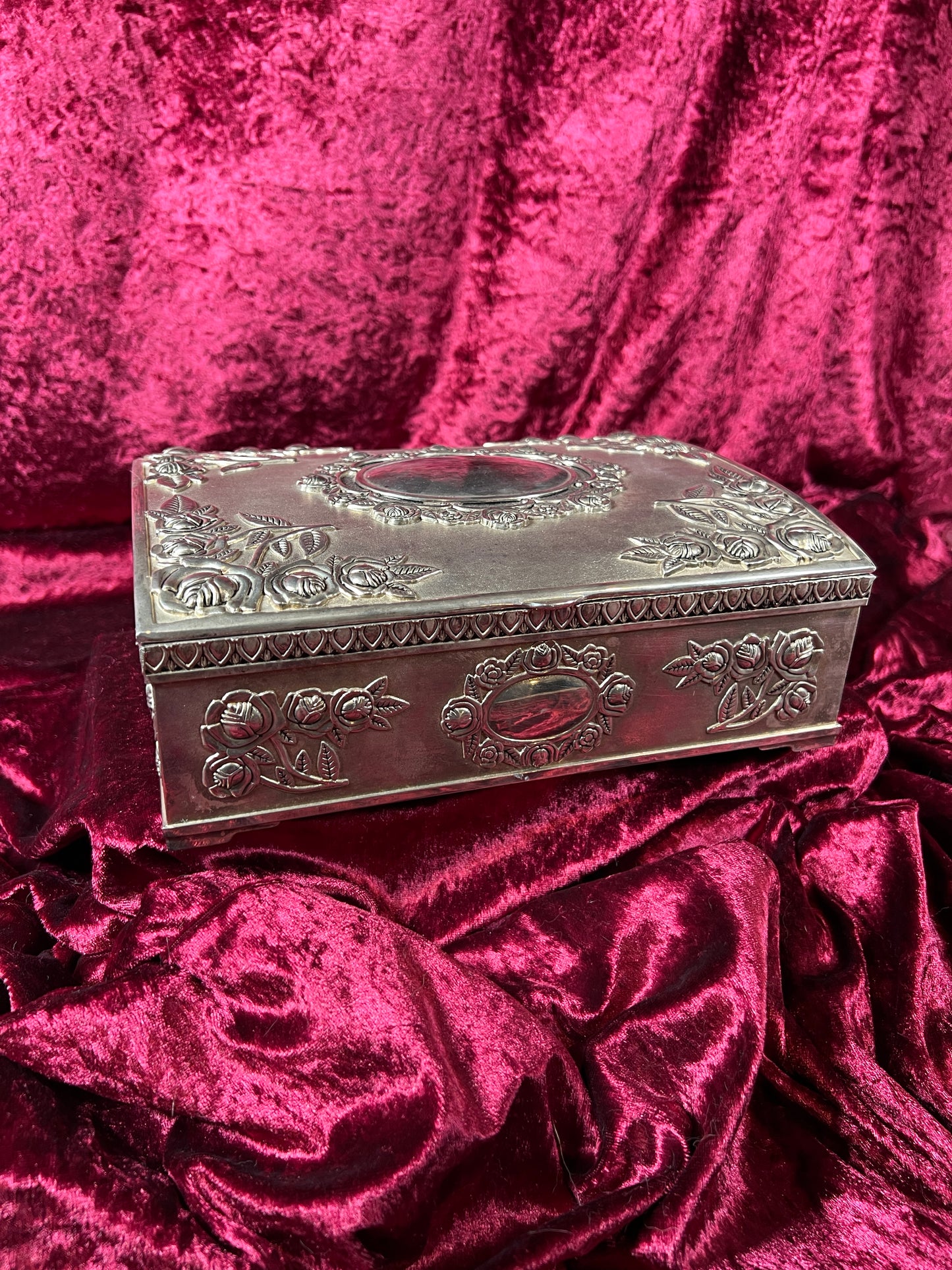Vintage Vanity - Large Jewelry Box - Ornate Silver Rose Filigree - Red Felt Lining