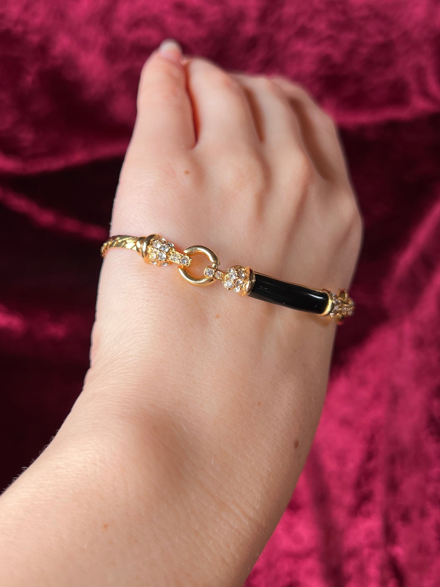 Vintage Jewelry - Bracelet - Gold Tone - Black Enamel Center with Clear Rhinestones - 7.75"
