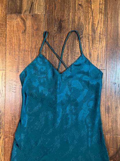 Vintage Clothing - V-Neck Below The Knee Nightgown - Emerald Green with Paisley Jacquard Print - Medium