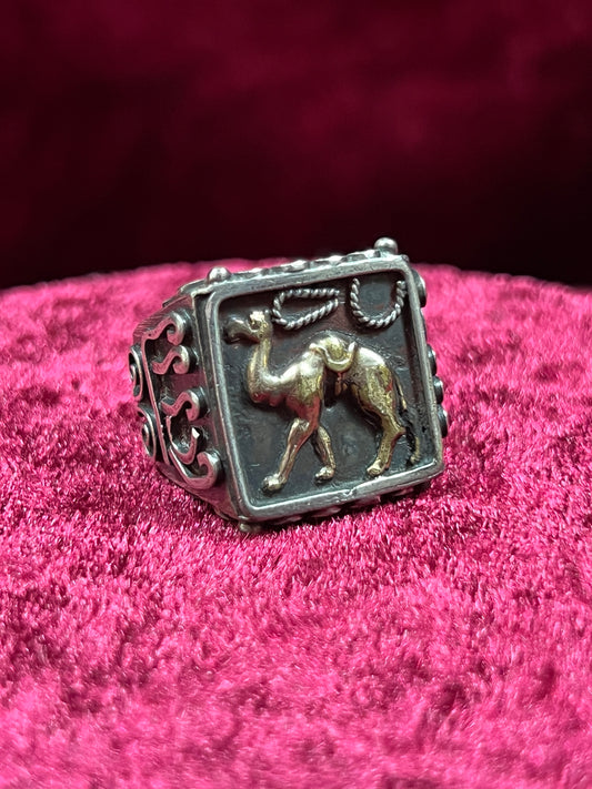 Vintage Jewelry - Tuareg Ring - Silver - Bronze Camel - 7.5