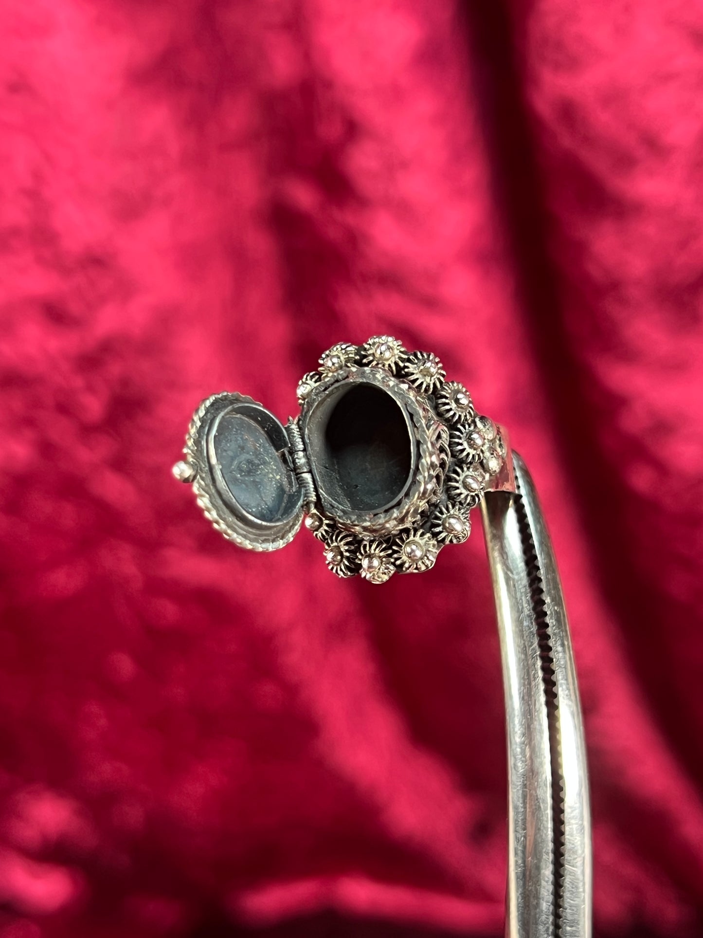 Vintage Jewelry - Adjustable Poison Ring - Sterling Silver - Tigers Eye Center Stone - Taxco