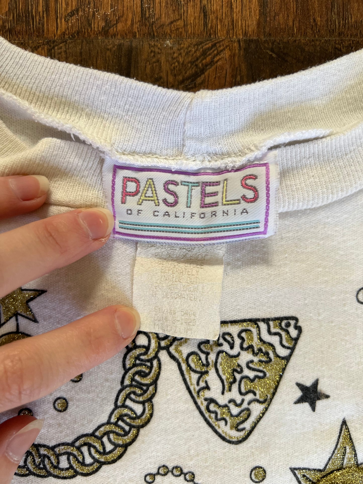 Vintage Clothing - Crewneck Sweatshirt - Glitter Chain Graphic - Medium - Pastels of California