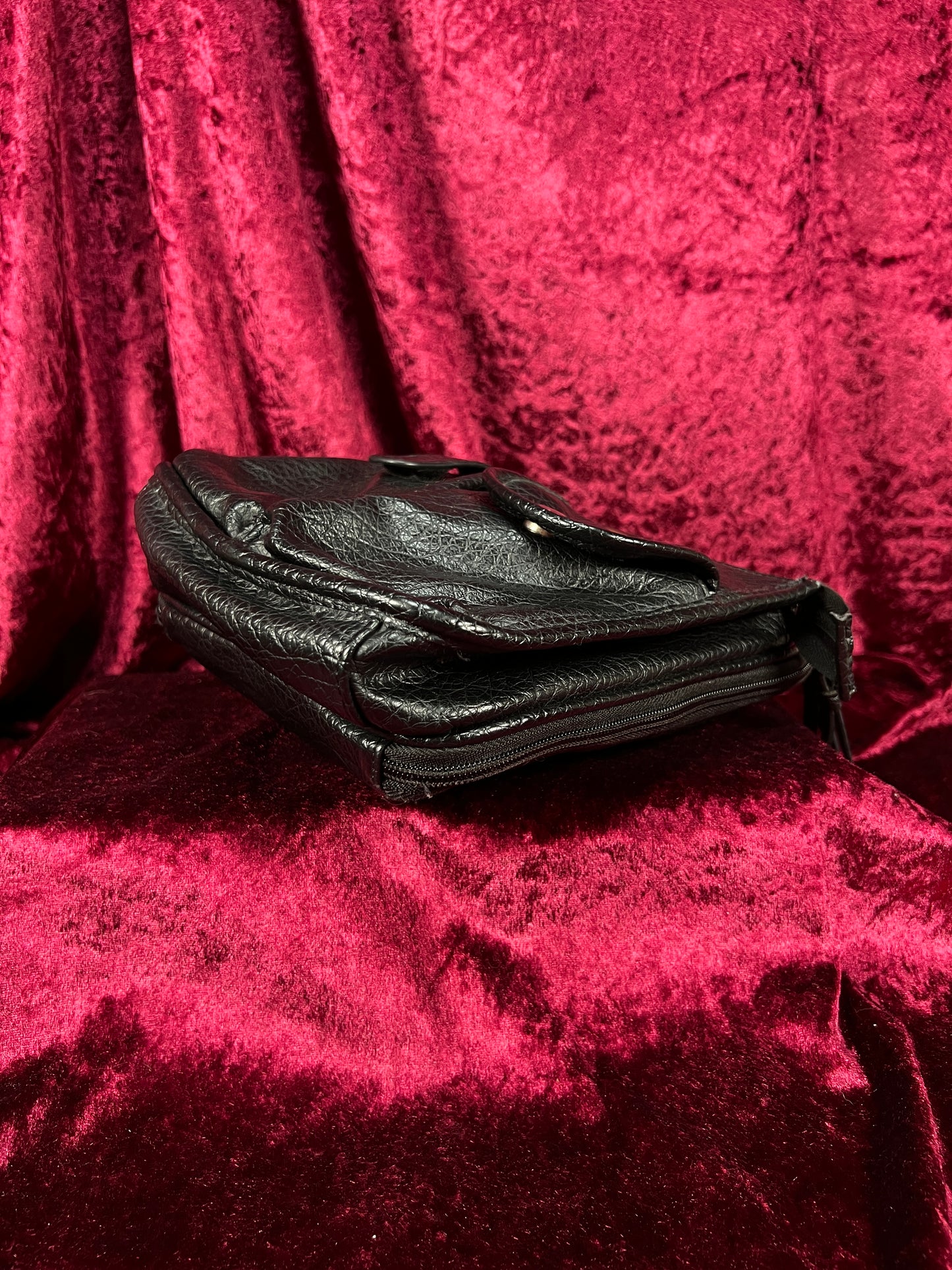 Vintage Faux Leather Crossbody Bag - Black Utility Pocket Shoulder Purse - Jaclyn Smith