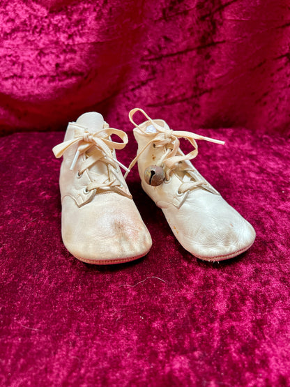 Vintage Haunted "Mrs. Day's Ideal" Baby Shoes - White - Made in USA