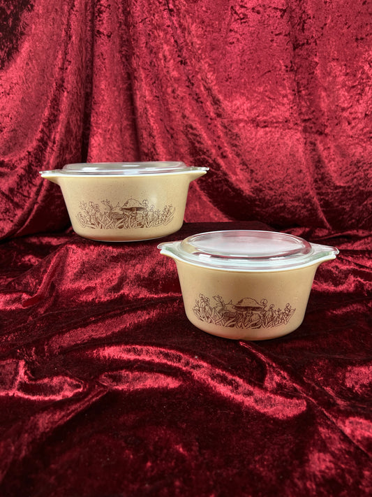 Vintage Pyrex Glass Casserole Dish Set - Forest Fancies Mushroom Pattern