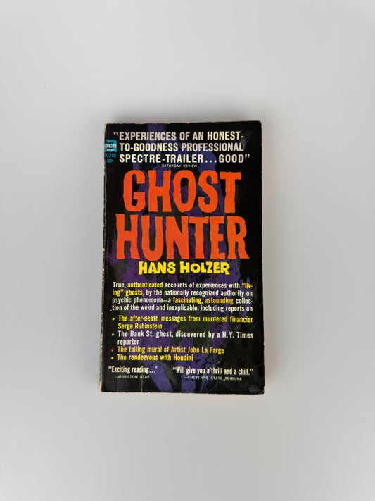 Vintage Paperback - Ghost Hunter by Hans Holzer - Ace Star 1963