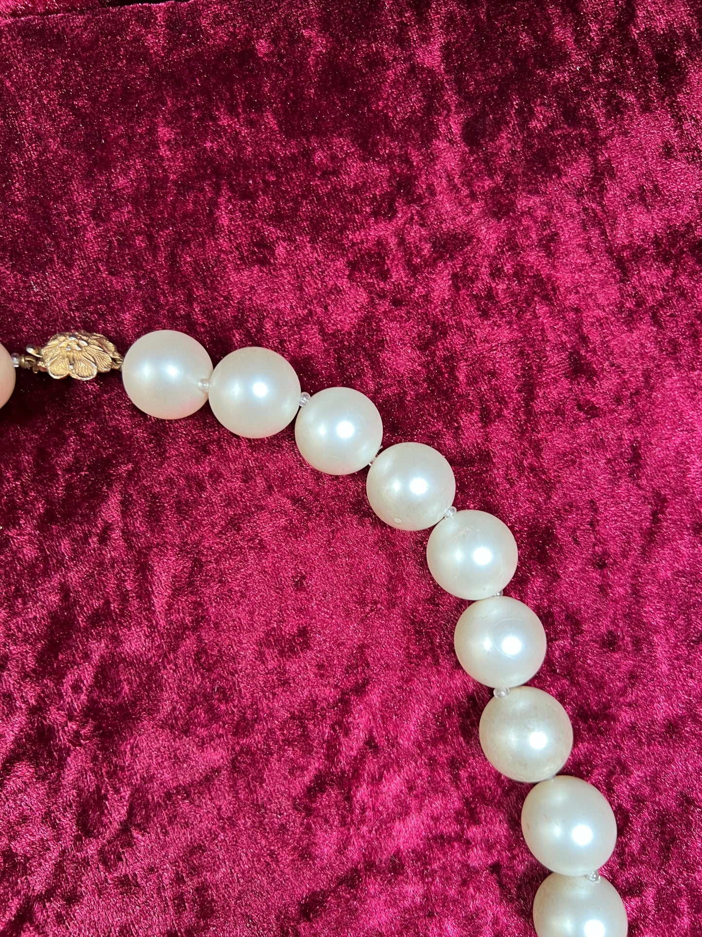 Vintage Jewelry - Beaded Necklace - Jumbo Faux Pearls - 24.5"