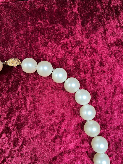 Vintage Jewelry - Beaded Necklace - Jumbo Faux Pearls - 24.5"